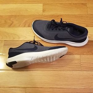 Mens nike sneakers 10.5 flex experience light blue